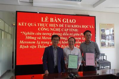 Hình ảnh hoạt động: Chuyển giao kết quả đề tài khoa học và công nghệ để triển khai ứng dụng vào thực tiễn